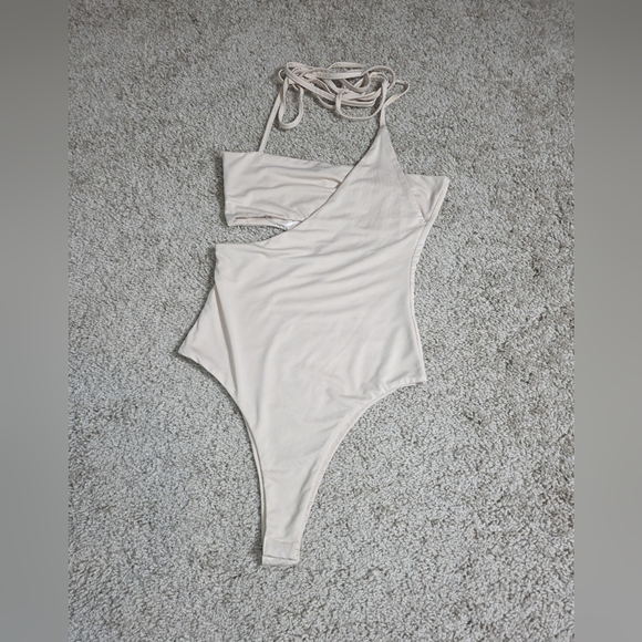 Princess Polly Tops - Princess Polly Cutout Bodysuit in Light Cream Size US Women's 2 One Piece